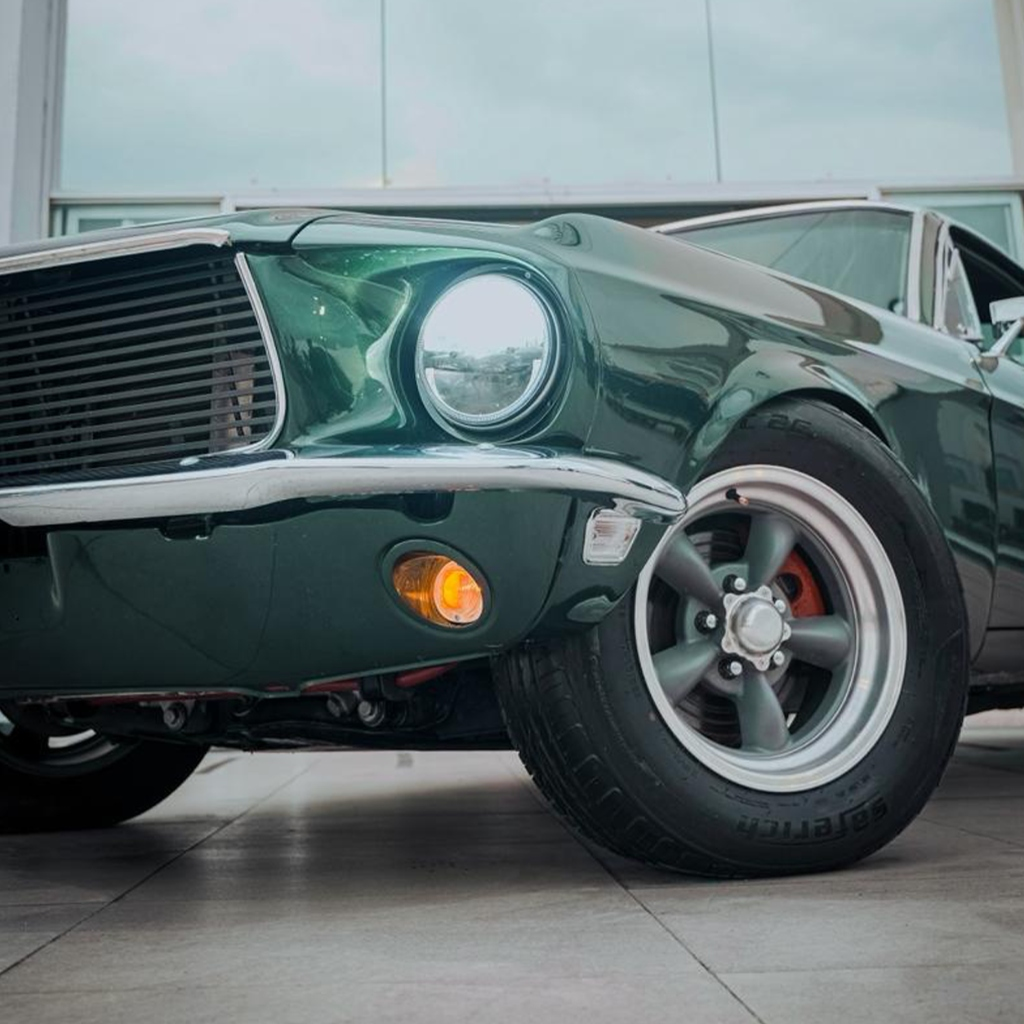 Detalle 1 de Mustang Bullitt Restomod